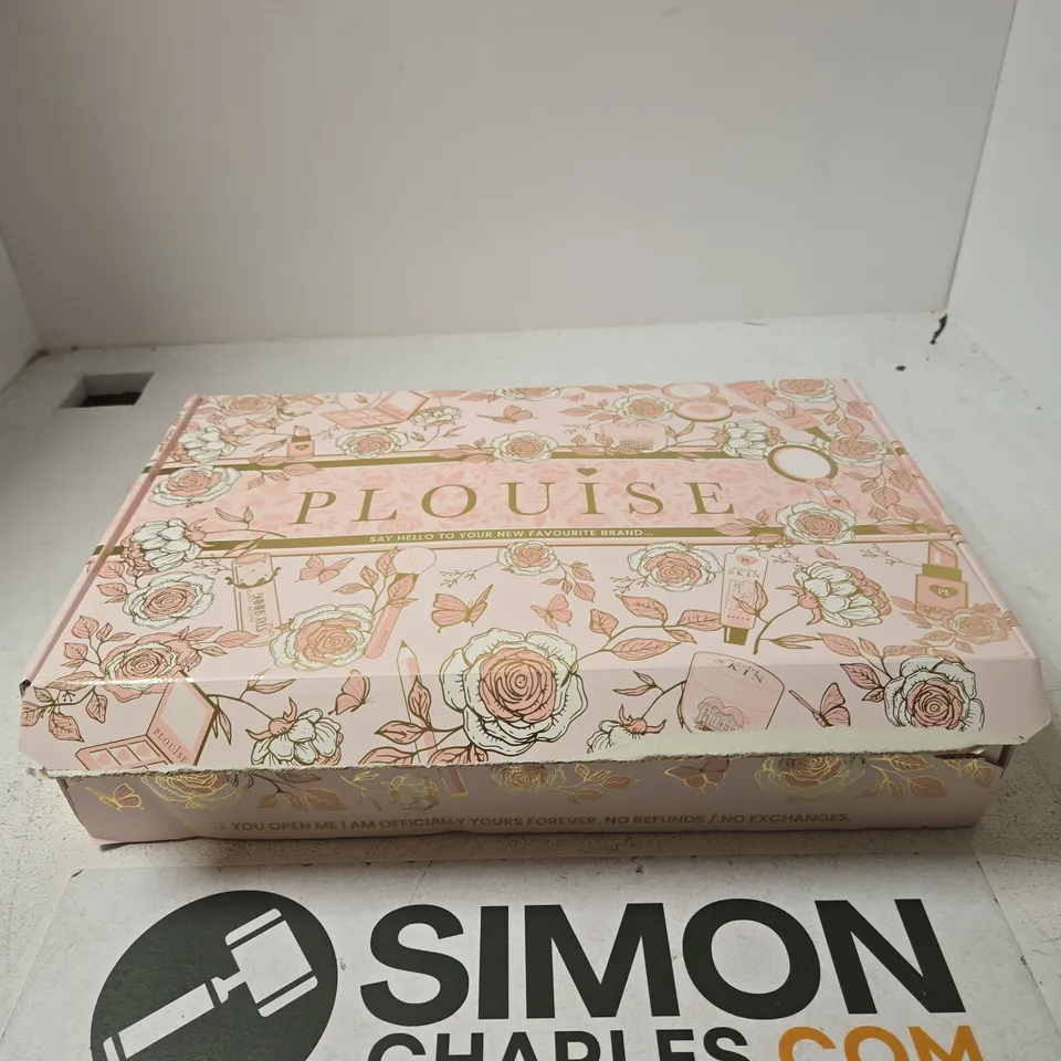 P LOUISE SKIN MINI MAKE-UP GIFT SET – PINK FLORAL BOX