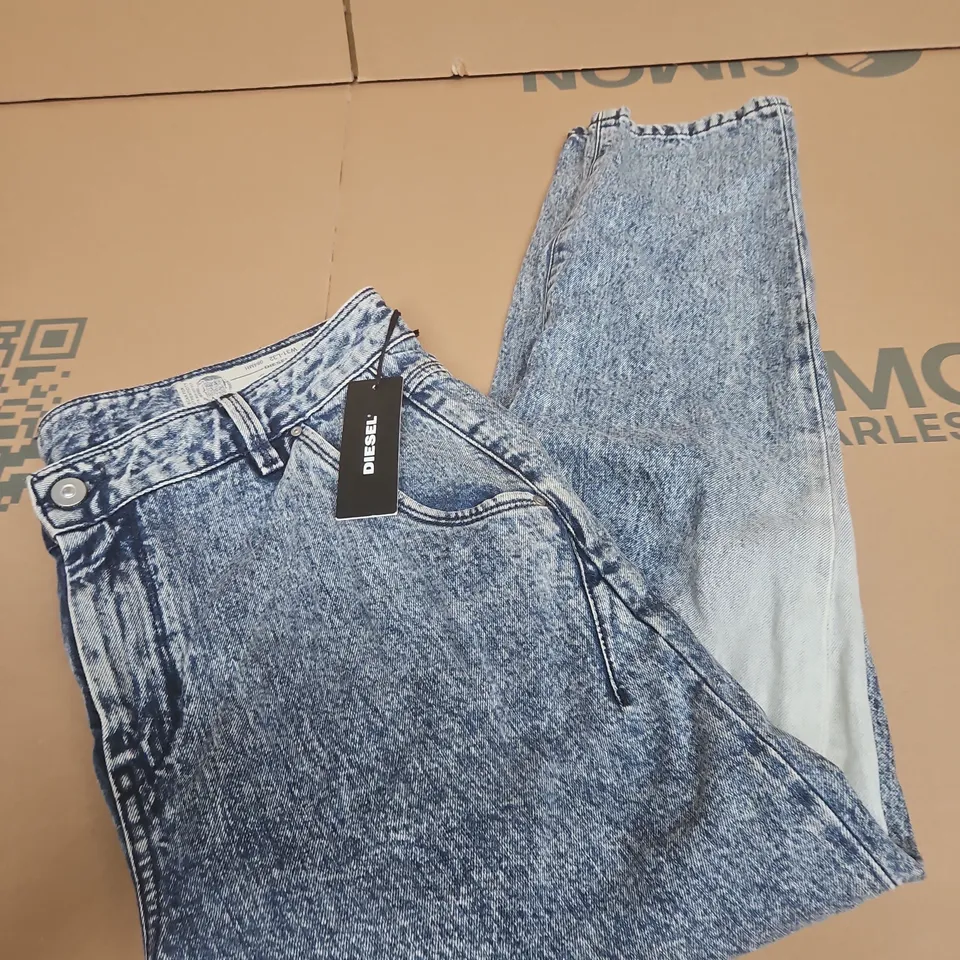 DIESEL JEANS – BLUE DENIN SIZE W31 L 32