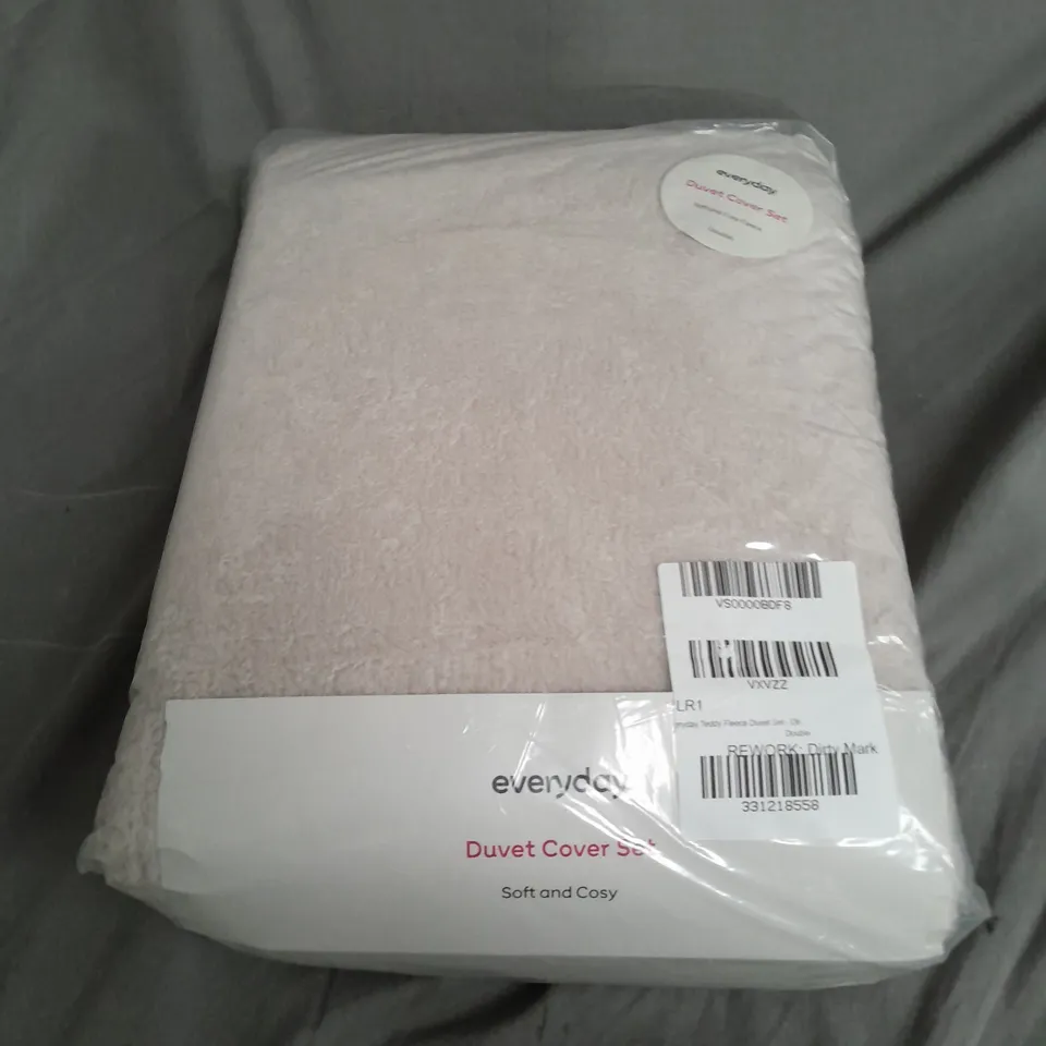 TEDDY FLEECE DUVET COVER SET IN NATURAL - DOUBLE  RRP £19.99