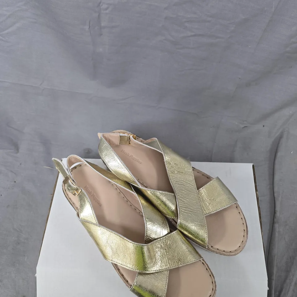 HUSH PUPPIES GOLD LEATHER SANDALS – WOMEN'S UK 7