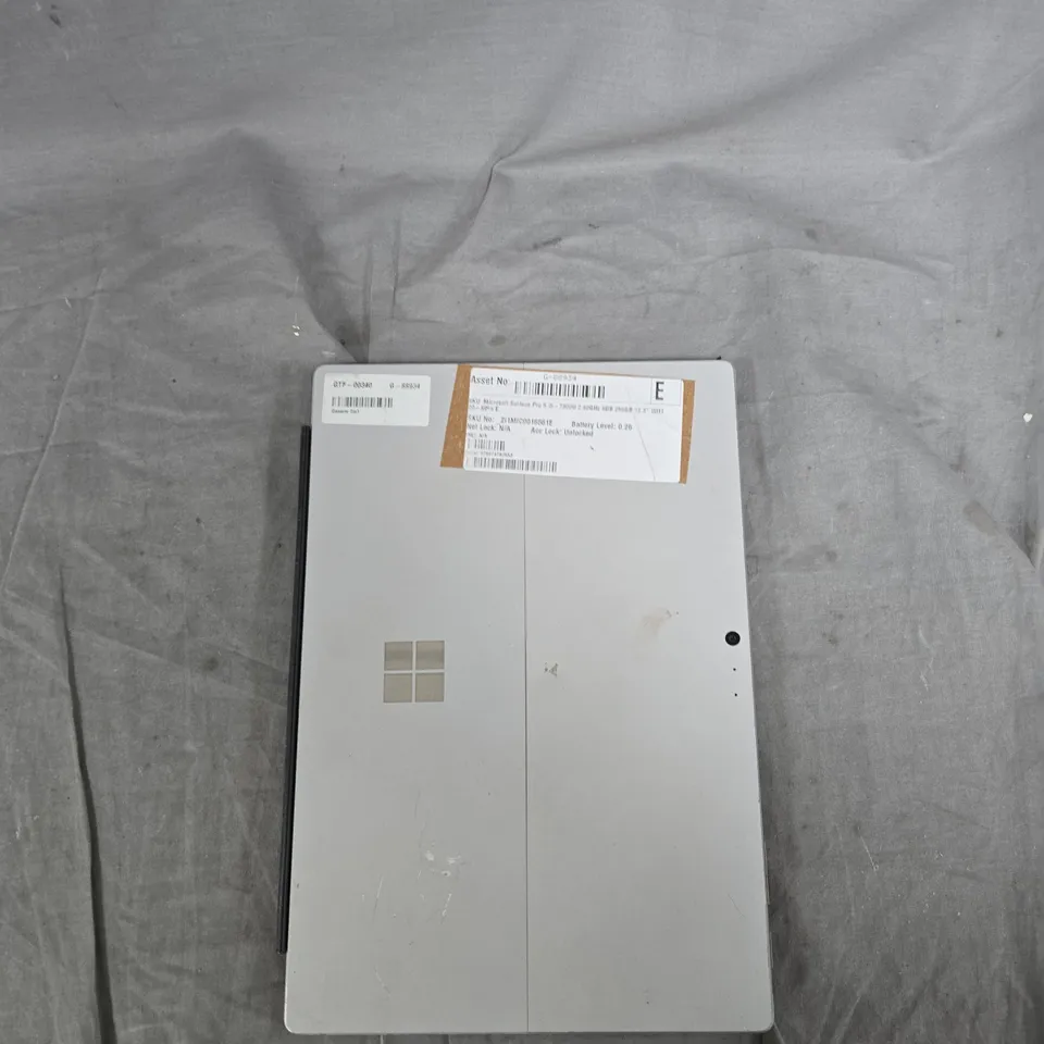 MICROSOFT SURFACE PRO 5 WITH KEYBOARD – I5, 8GB RAM, 256GB SSD, 12.3" DISPLAY