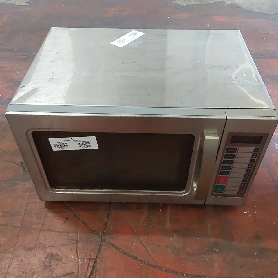 DAEWOO KOM-9P11 COMMERCIAL MICROWAVE OVEN - LIGHT DUTY
