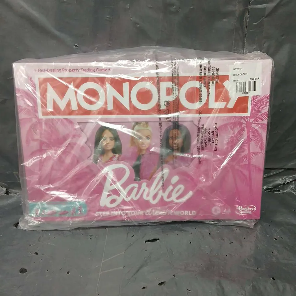 MONOPOLY BARBIE BOARD GAME 