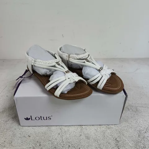 LOTUS DOMENICA ULP300 WHITE SANDALS – UK4