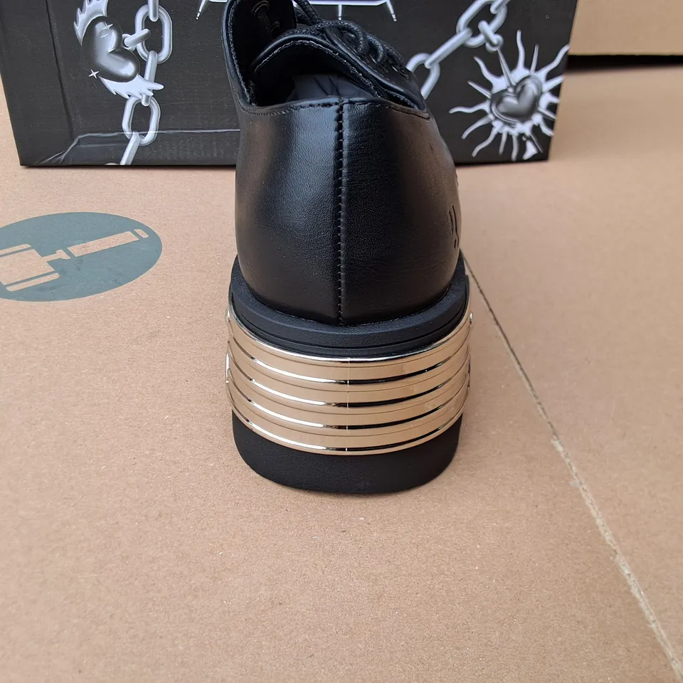 BRAND NEW BOXED KOI DREADFORGE HEAVY METAL SHOE IN BLACK - UK 5