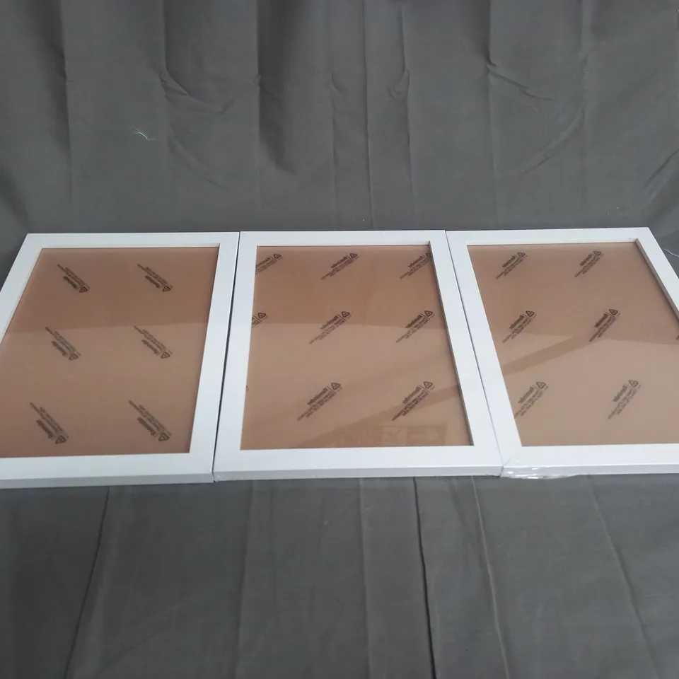 SET OF SIX WHITE PICTURE FRAMES