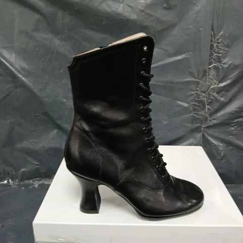 BOXED PAIR OF LADUCA LAURA BOOTS - UK SIZE 36