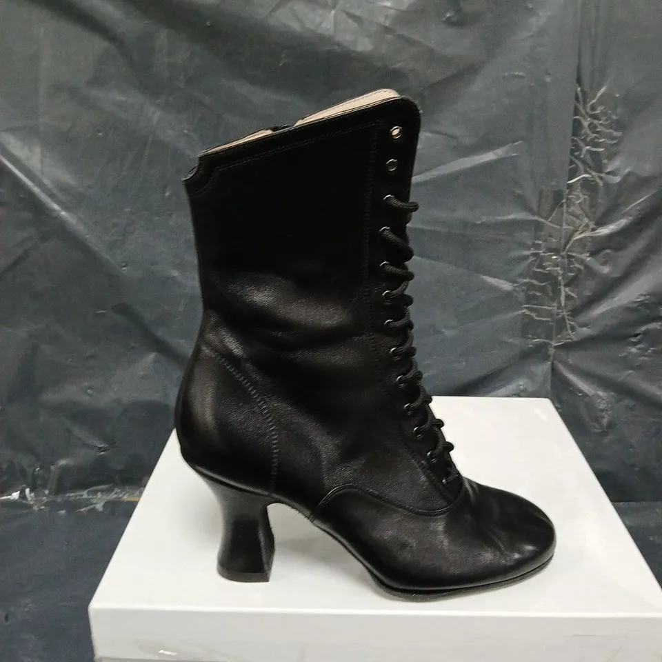 BOXED PAIR OF LADUCA LAURA BOOTS - UK SIZE 36
