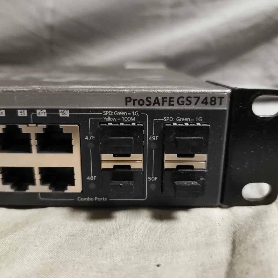 NETGEAR PROSAFE 48-PORT GIGABIT SMART SWITCH GS748T (V5)
