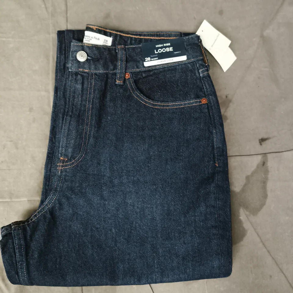 ABERCROMBIE & FITCH HIGH RISE LOOSE JEANS IN DARK BLUE SIZE SIZE 28S