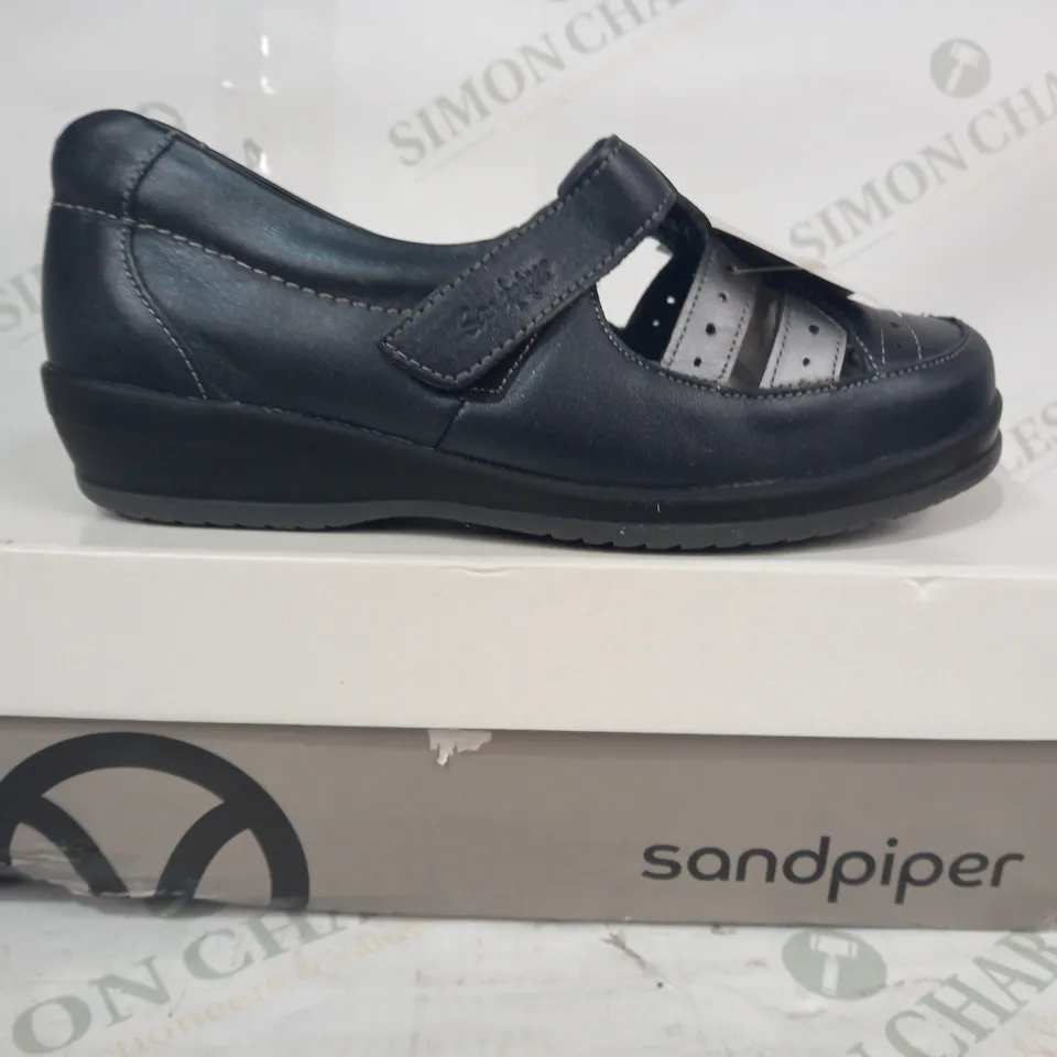 BOXED PAIR OF SANDPIPER SHOES IN CHARCOAL COLOUR EU SIZE 36