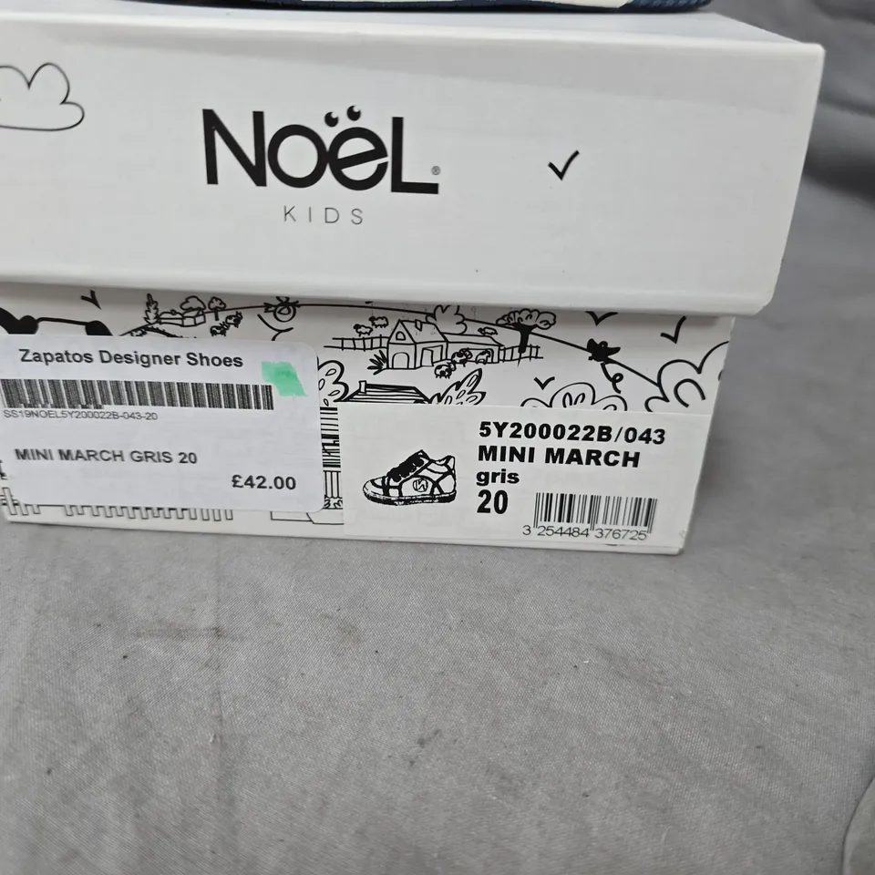 NOËL KIDS MINI MARCH SNEAKERS – GREY/BLUE, ORANGE LACES, EU 20 (UK 4)