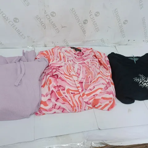 BOX OF 10 ASSORTED CLOTHING ITEMS TO INCLUDE RUTH LANGSFORD BLACK TOP, SHAPEWEAR UNDERWEAR, ETC