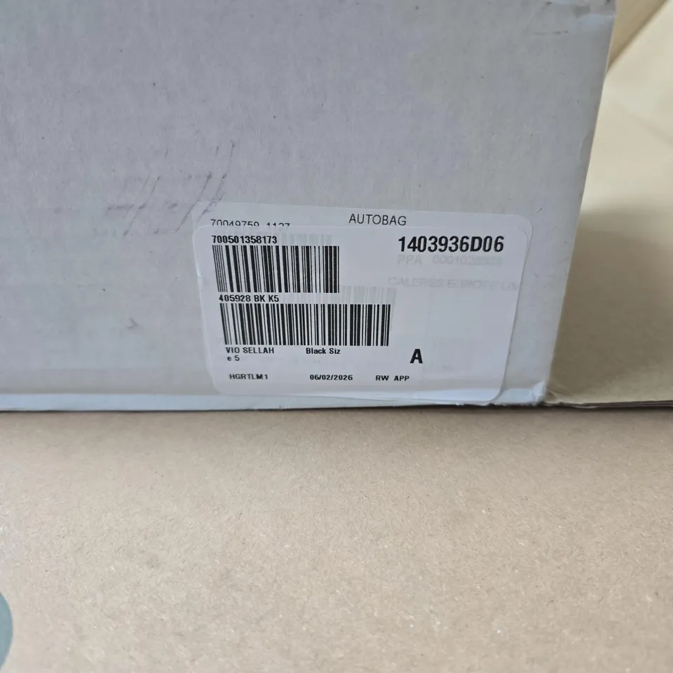 VIONIC LEATHER SLIP-ON LOAFERS – BLACK, UK 5