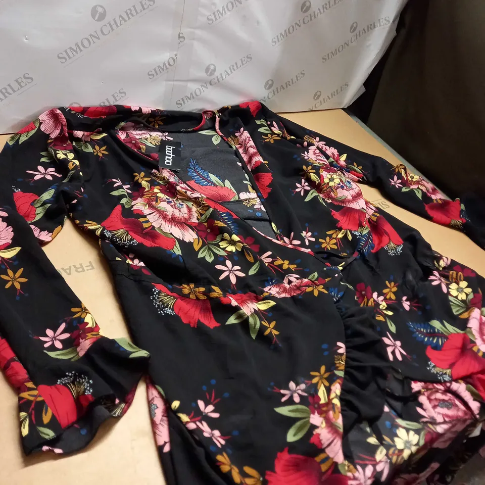 BOOHOO PLUS WRAP FLORAL MIDI DRESS SIZE 20