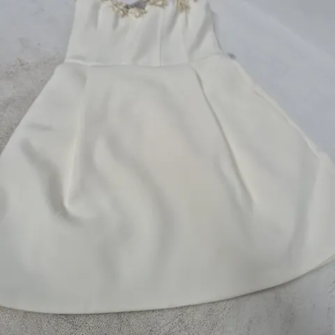 NADINE MERABI WHITE SATIN DRESS WITH FLORAL STRAP DETAILING – UK 8 (US 4, EUR 36)