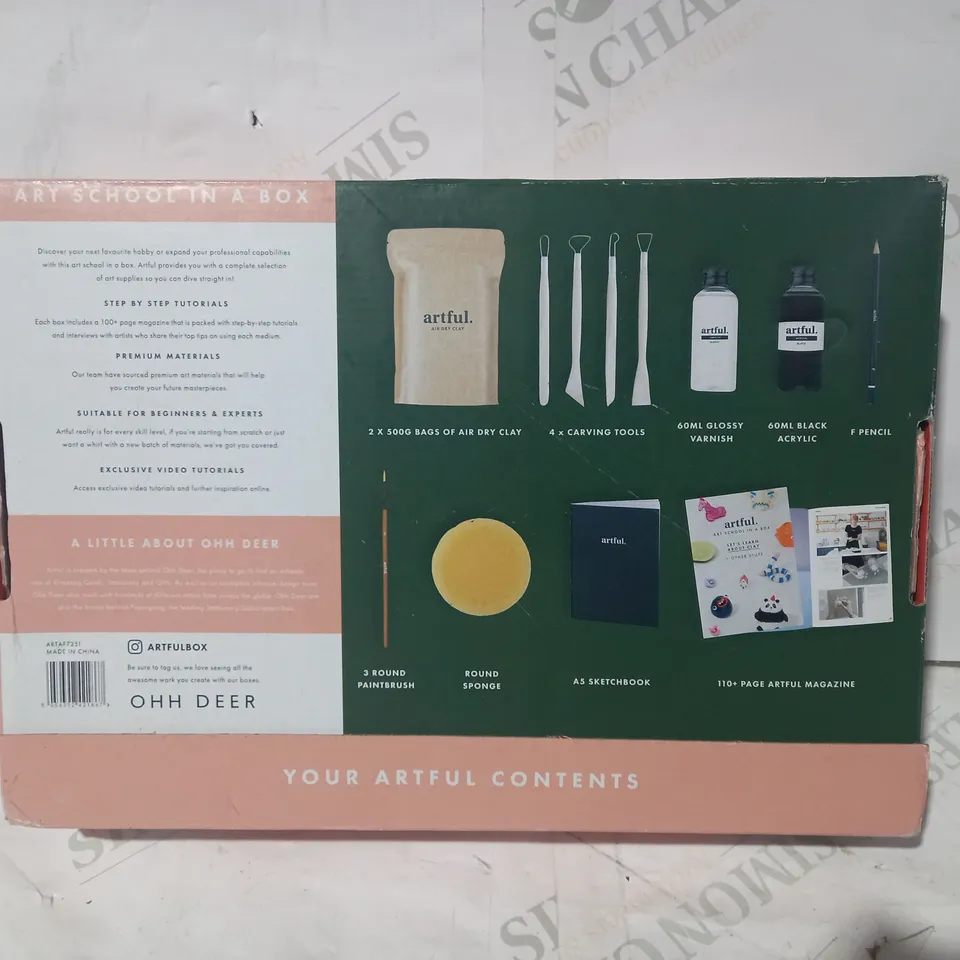 ARTFUL ART SCHOOL IN A BOX