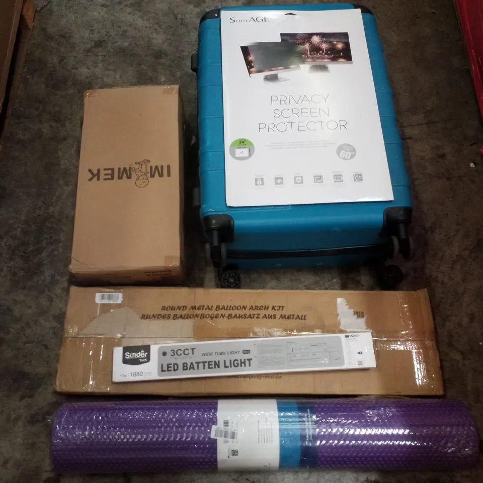PALLET CONTAINING ASSORTED PRODUCTS INCLUDING LED BATTEN LIGHT, FOAM ROLLER, PRIVACY SCREEN PROTECTOR, ROUND METAL BALLOON ARCH, HARDSHELL SSUITCASE & KIDS SCOOTER