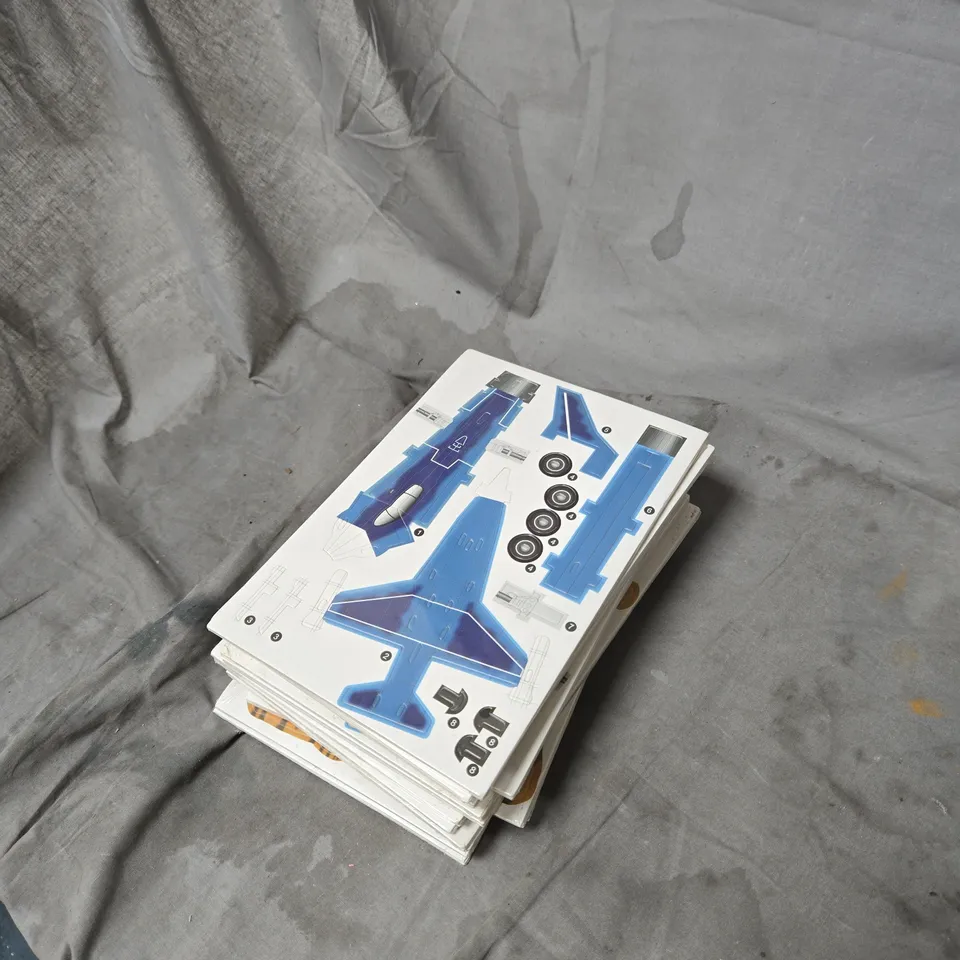 APPROXIMATELY 14 X 3D PAPER PUZZLES - ANIMAL SET & FIGHTER JET