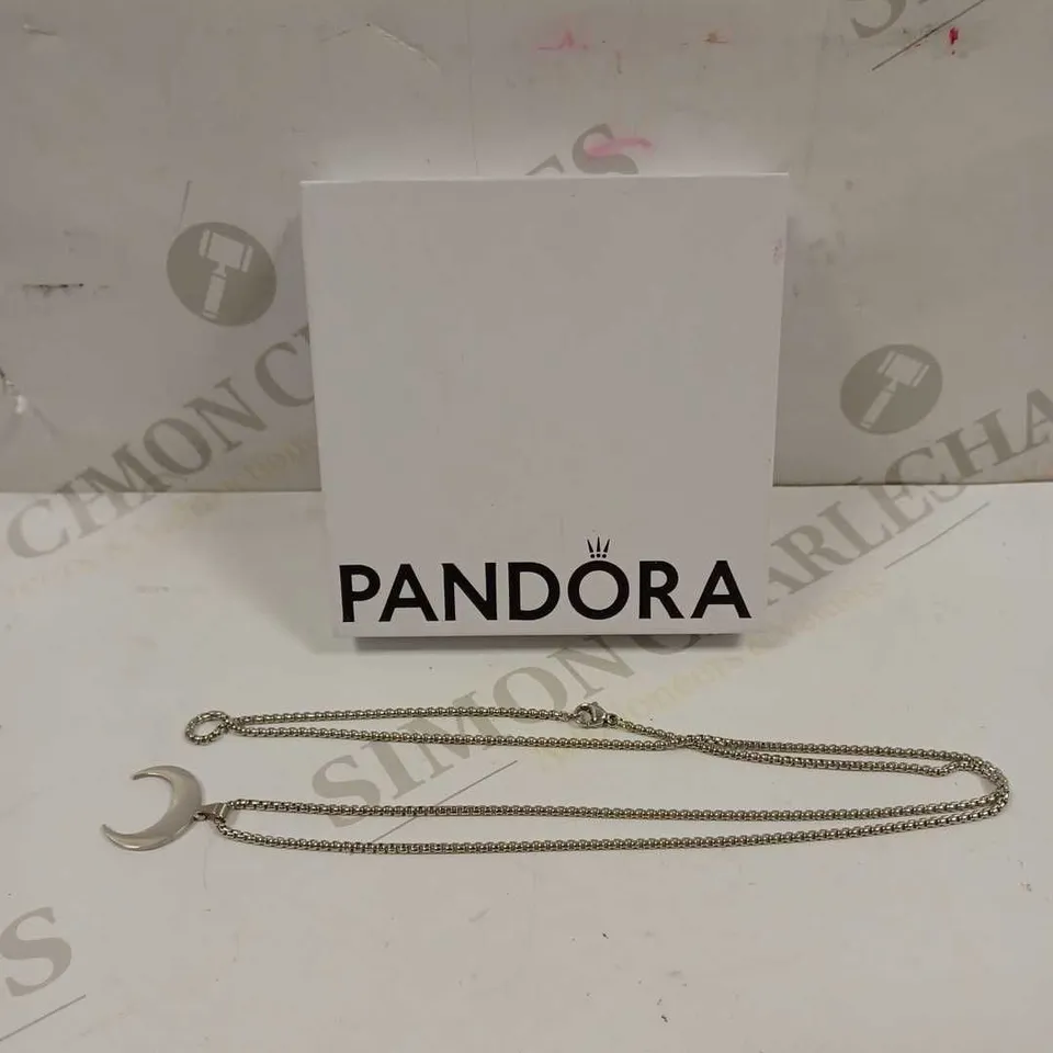 PANDORA WOMENS CRESCENT MOON NECKLACE - SILVER 