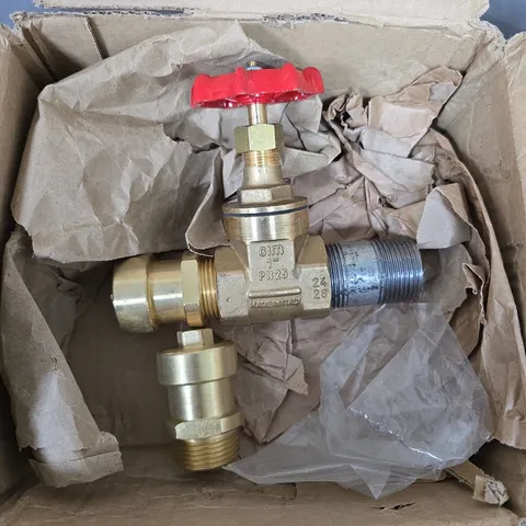 BRASS SHUT-OFF VALVE WITH RED HANDWHEEL, 1/2" PN25, MADE IN ITALY (CIM)