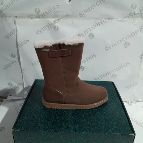 EMU AUSTRAILIA ELECTRA BOOTS - OAK - SIZE 5