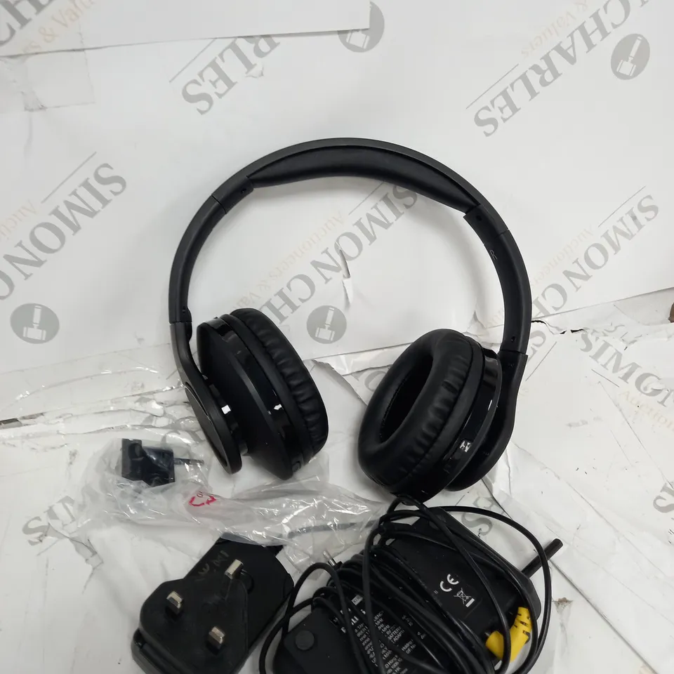 BOXED PHILIPS HEADPHONES 6000 SERIES