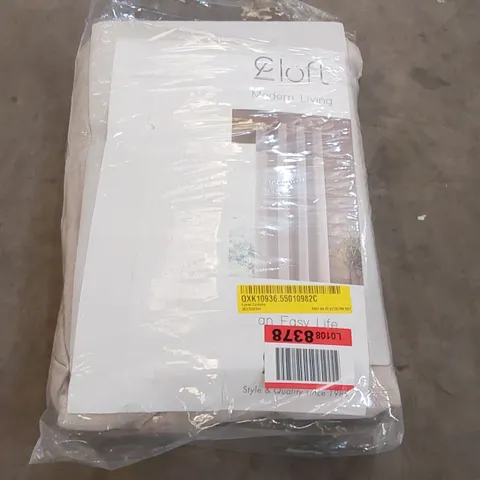 BAGGED EYELET CURTAIN - 229 x 229cm