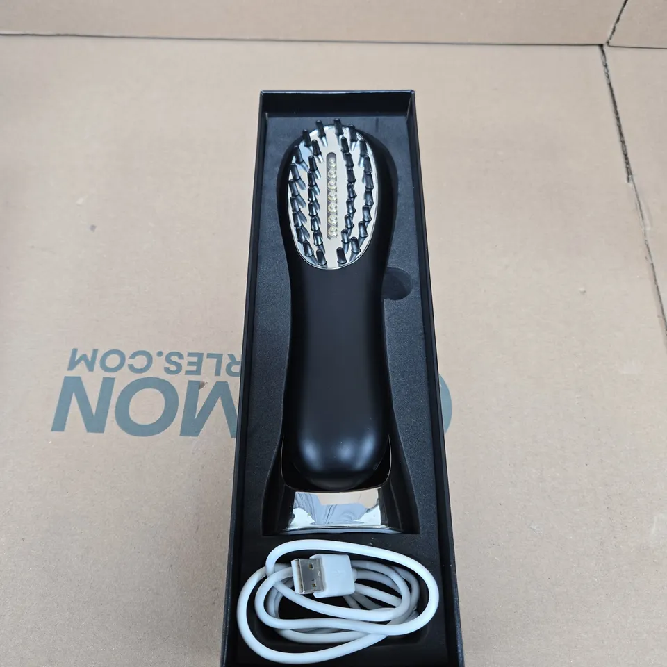 LUNAMOUR LASERBOOST+ RF SONIC & LL-LASER HAIR GROWTH BRUSH – BOXED