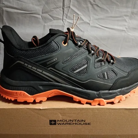 BOXED PAIR OF MOUNTAIN WAREHOUSE SPRINT WATERPROOF TRAIL RUNNER SHOES – GREY/BLACK, UK 10