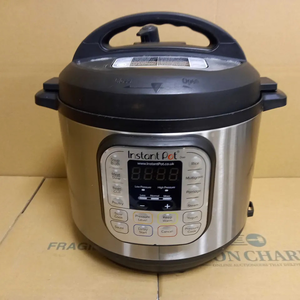 INSTANT POT DUO SMART PRESSURE COOKER