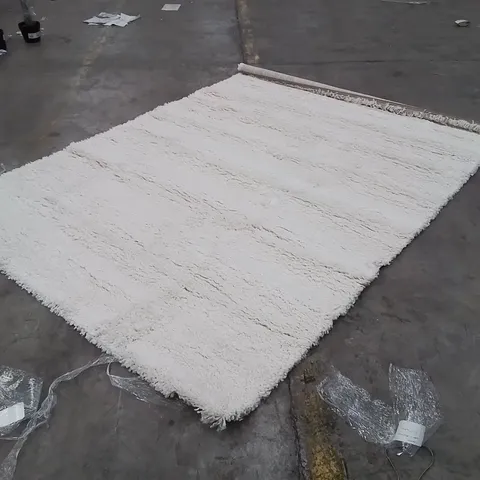 QUALITY DESIGNER AREA RUG - APPROXIMATELY 240X160CM