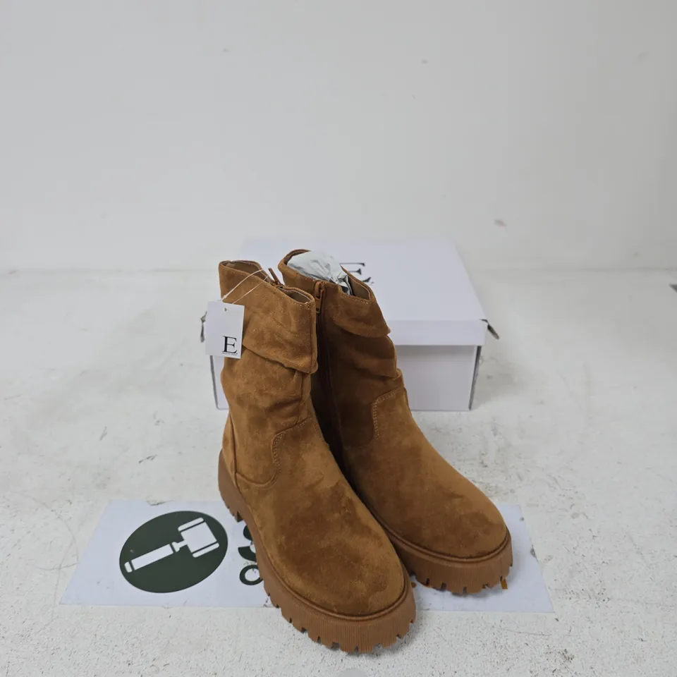 SHOES BY EMMA LUISA BRANDY SUEDE ANKLE BOOTS – UK 4