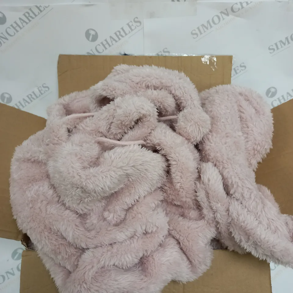 COZEE HOME FLUFFY PONCHO IN PINK