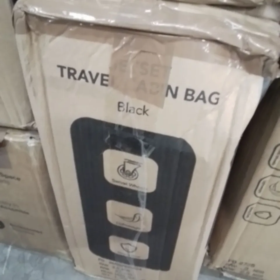 BOXED LUGG JETSET TRAVEL CABIN BAG BLACK 