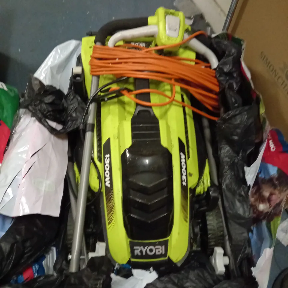RYOBI 1300W CORDED LAWNMOWER RRP £99.99