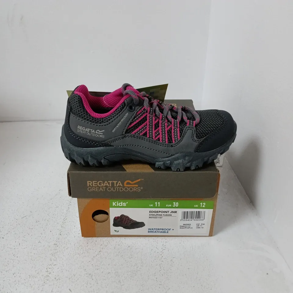 10 BOXED BRAND NEW PAIRS OF REGATTA KIDS EDGEPOINT JNR SHOES IN STEEL/PINK FUSION - UK 11