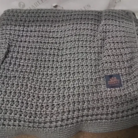BRAND NEW SEALED BEDECK KNITTED THROW 150CMX200CM