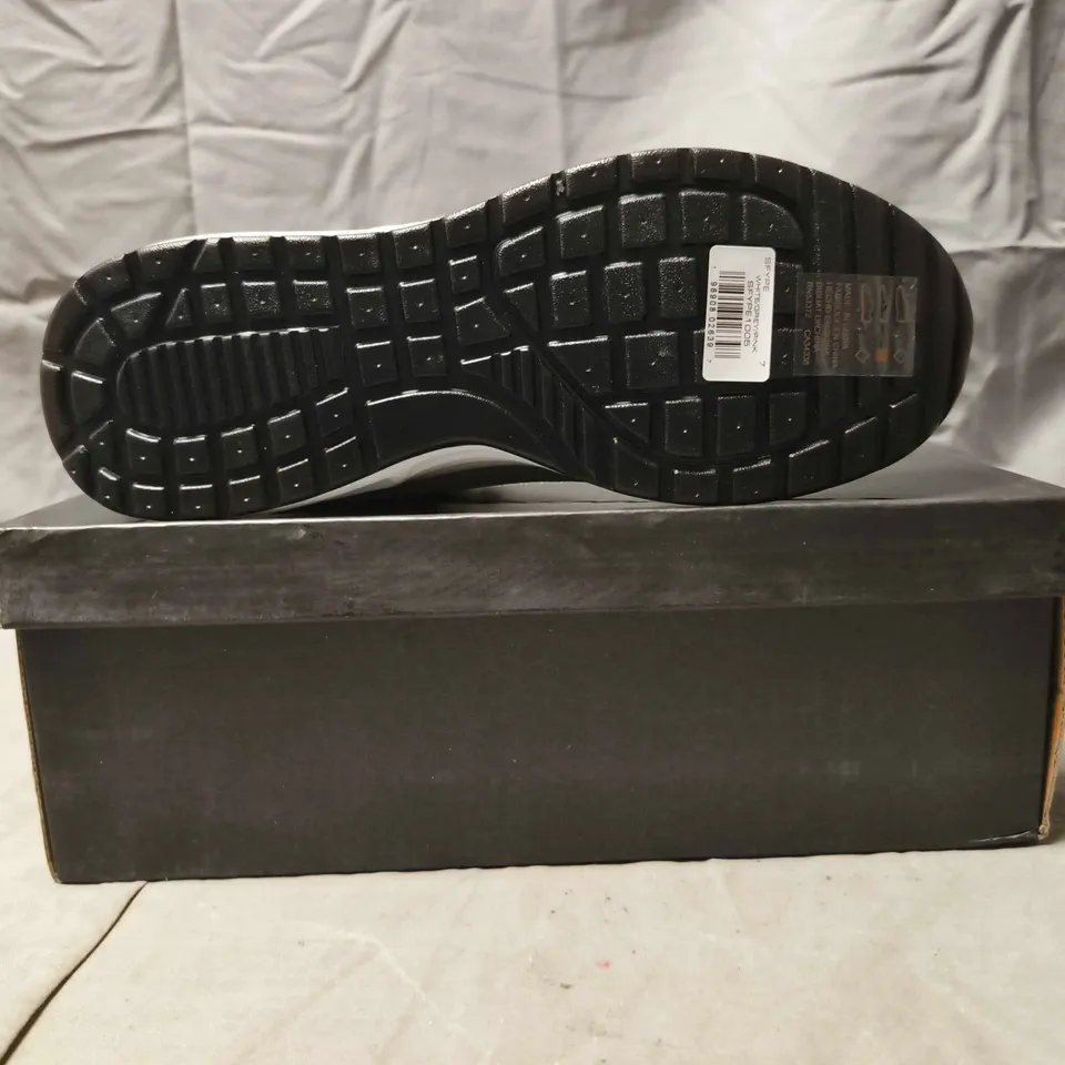 BOXED PAIR OF FRENCH CONNECTION TRAINERS IN GREY/PINK SIZE UK 7