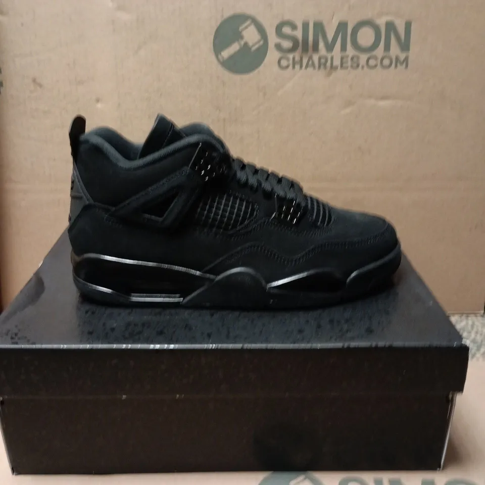 NIKE AIR JORDAN 4 RETRO BLACK/BLACK-LT GRAPHITE TRAINERS, UK 8.5 (US 9.5)