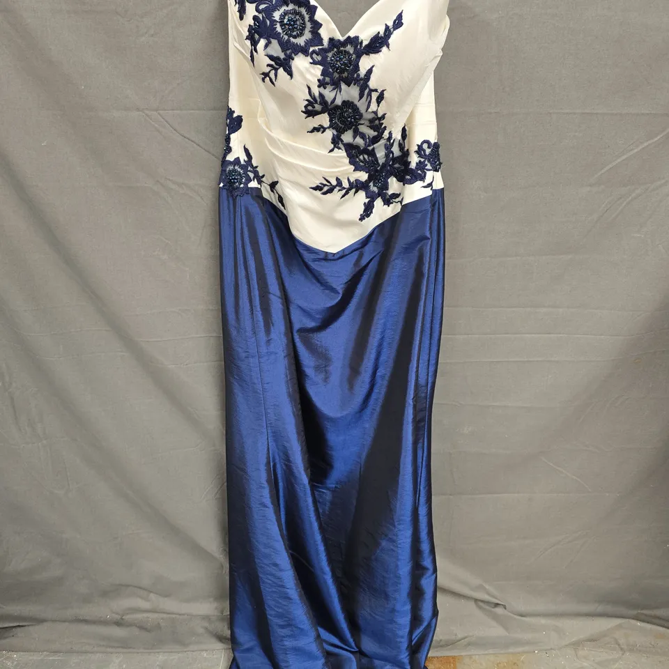 TIFFANYS FLORAL EMROIDED SATIN DRESS IN WHITE AND BLUE - SIZE 16