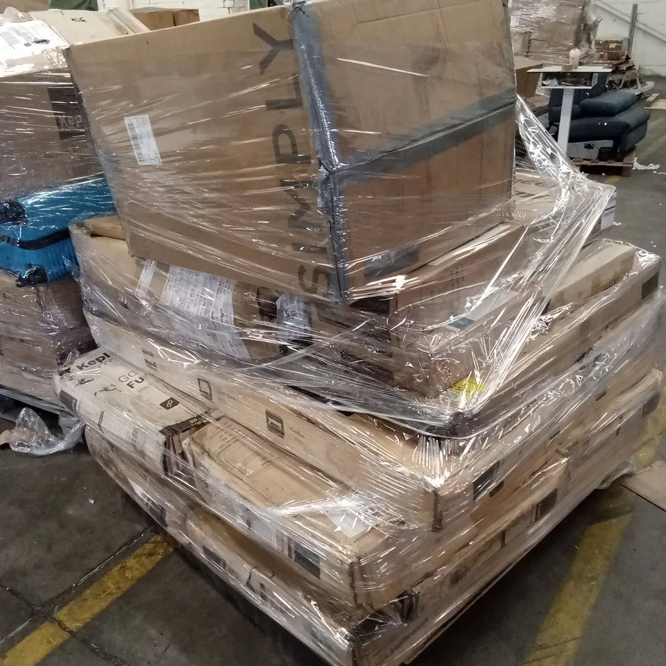 PALLET OF ASSORTED HOUSEHOLD GOODS AND PRODUCTS TO INCLUDE; OUTDOOR GARDEN FURNITURE AND CAMPING ITEMS, METAL DOG CAGE, TREADMILL ETC