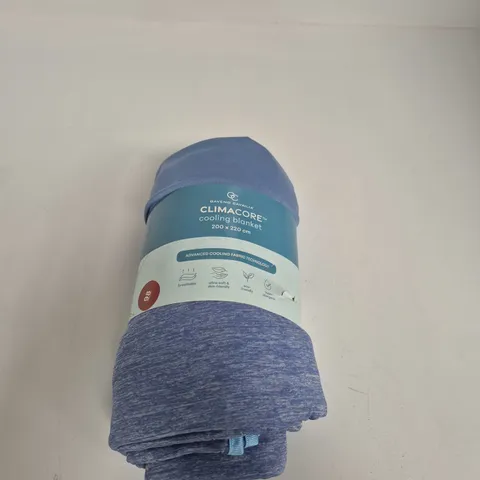GAVENO CAVAILLIA CLIMACORE COOLING BLANKET, 200 X 220 CM