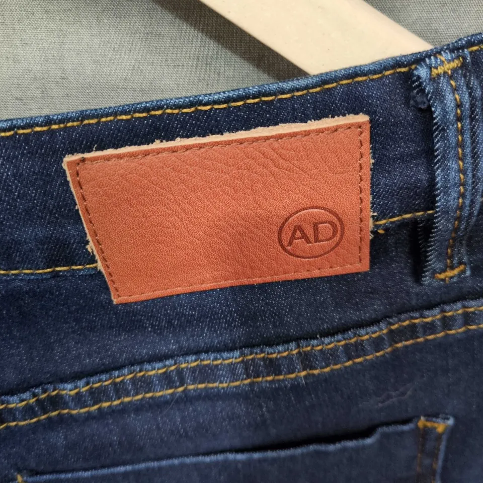 APRICOT LUCIA FLARE JEANS – UK 16 (EU XL, US 12)