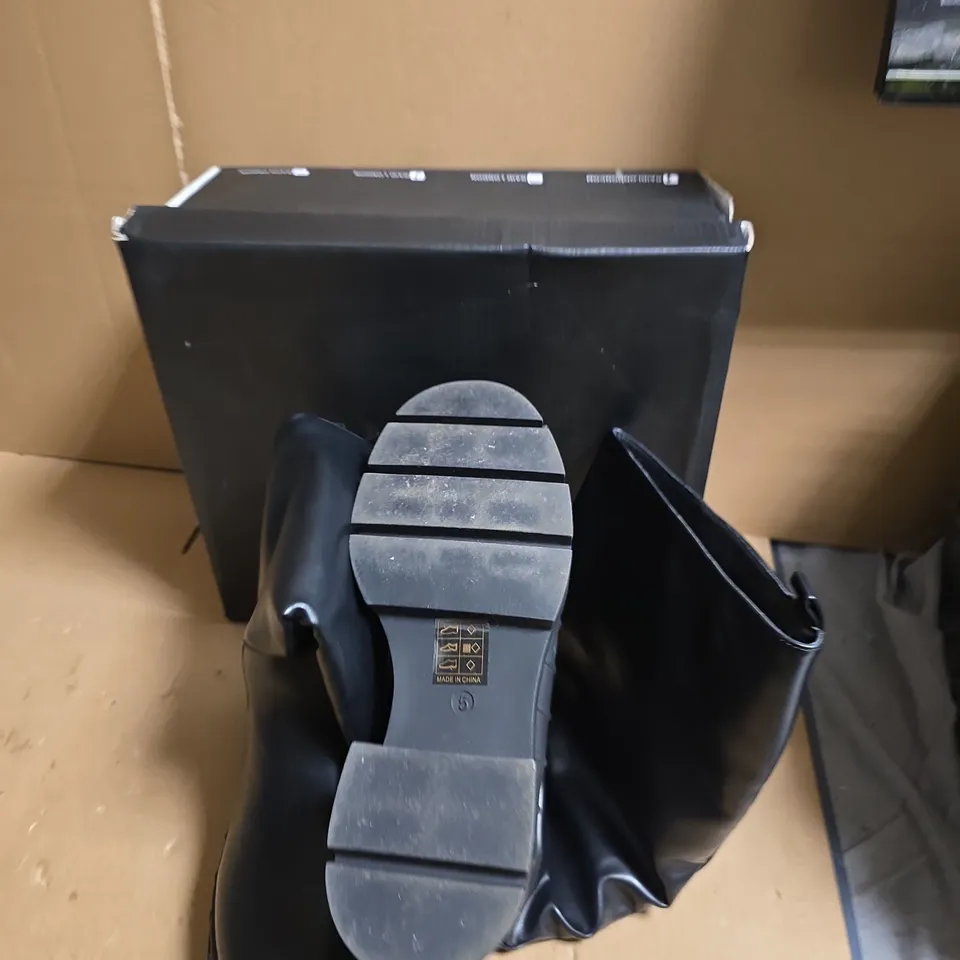 RAID LONDON WOMEN'S KNEE-HIGH BOOT – BLACK - UK SIZE 5 