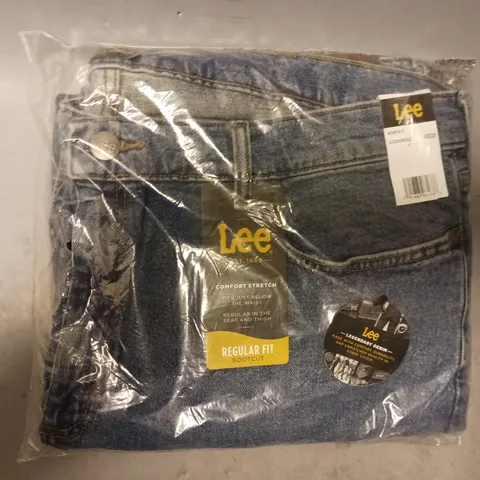 BRAND NEW LEE COMFORT STRETCH JEANS IN BLUE SIZE 40/29