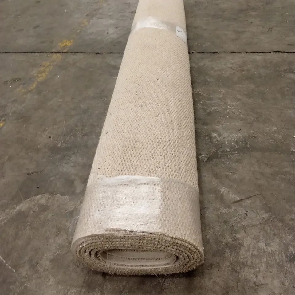 ROLL OF QUALITY LIMERICK PINE CARPET // APPROX SIZE; 2.2 x 5m