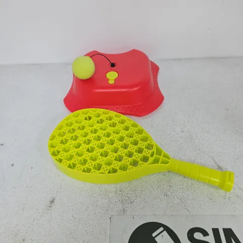 SWINGBALL REFLEX TENNIS ALL SURFACE β OUTDOOR TOY (MOOKIE) WITH RED BASE AND NEON YELLOW RACKET