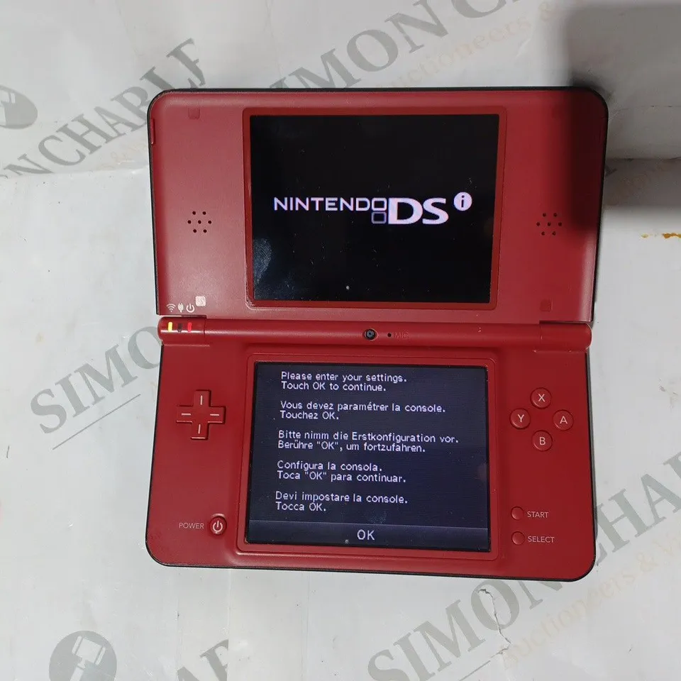 NINTENDO DSI XL HANDHELD GAMES CONSOLE IN RED - SUPER MARIO BROS 25TH ANNIVERSARY