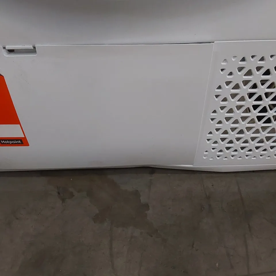 HOTPOINT NT-M118X3XB 8KG HEAT PUMP TUMBLE DRYER - WHITE